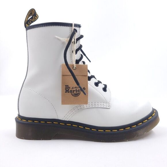 Dr Martens 1460 White Smooth Standard Fit Womens 8 Lace Up Boot Shoes 11821100 - Picture 2 of 14